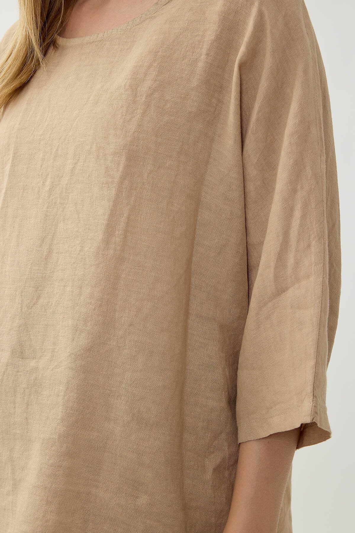 %100 Keten Geniş Yaka Oversize Kısa Kol Bluz