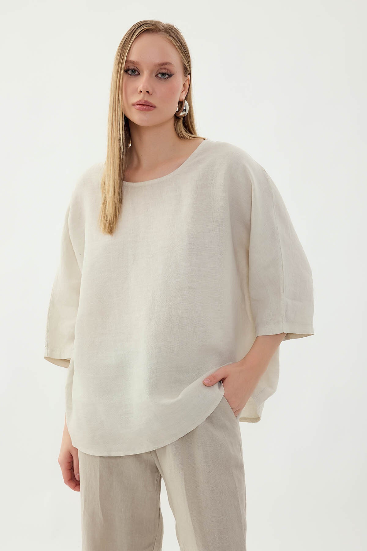 %100 Keten Geniş Yaka Oversize Kısa Kol Bluz