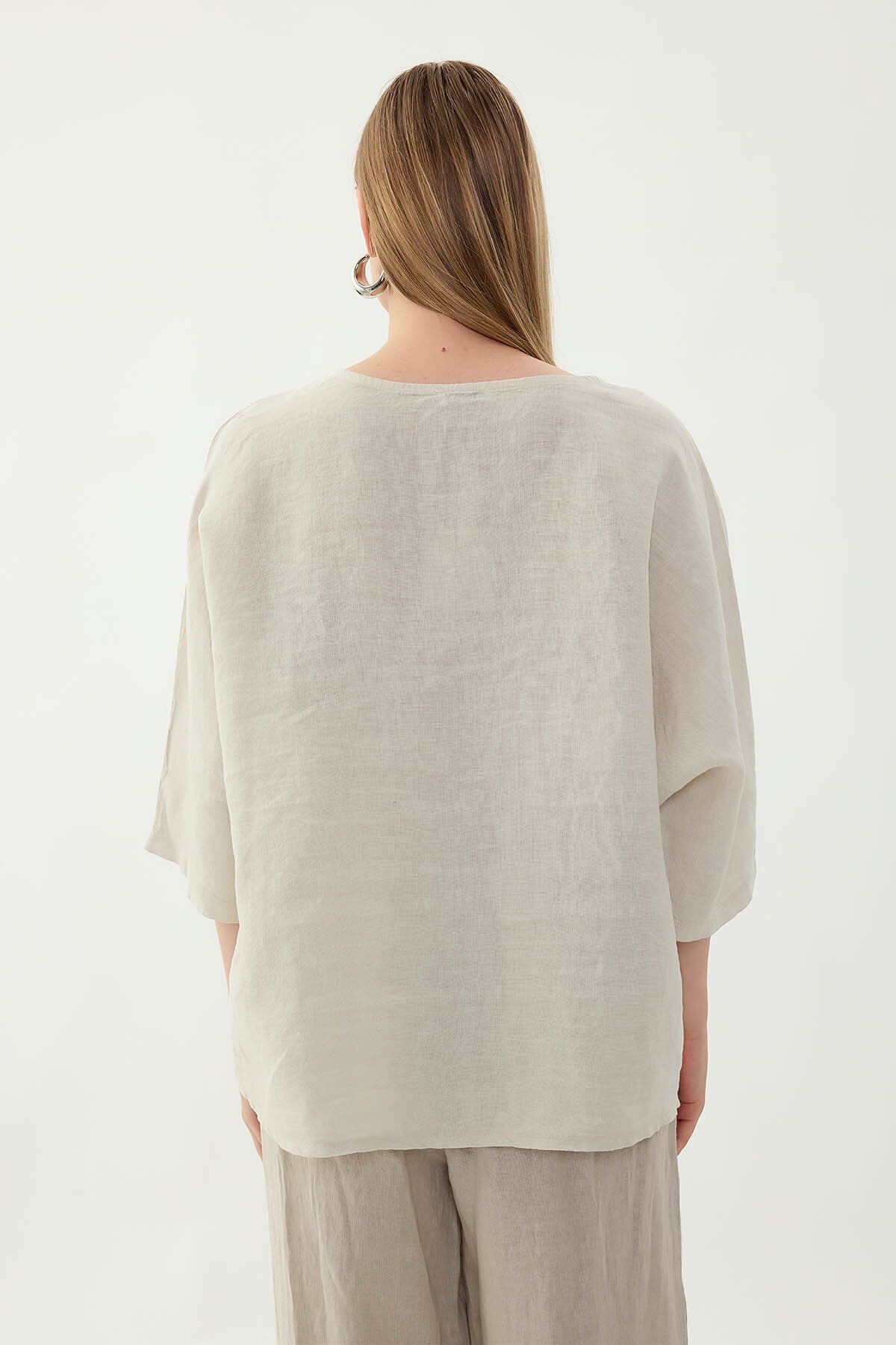 %100 Keten Geniş Yaka Oversize Kısa Kol Bluz