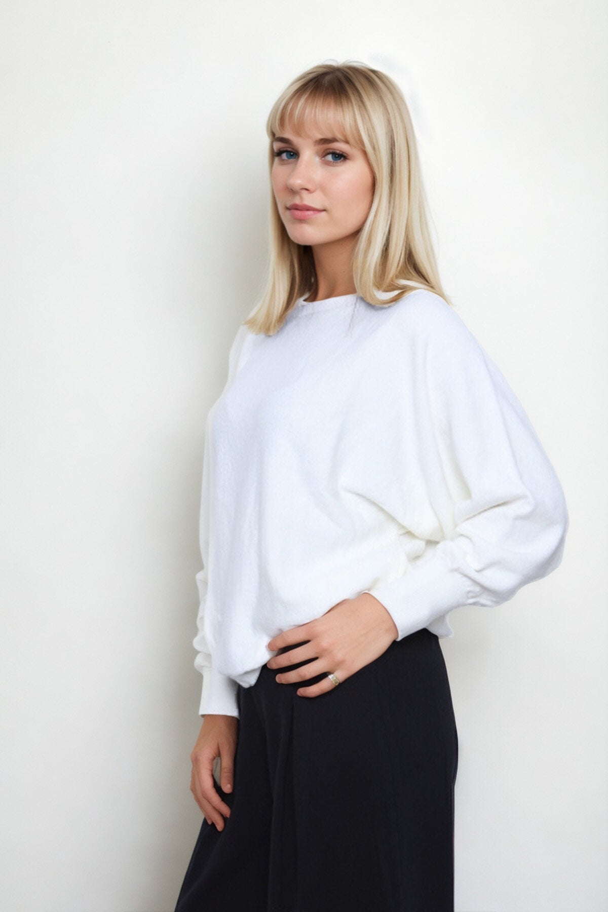 Geniş Yaka Yarasa Kol Oversize Triko Bluz