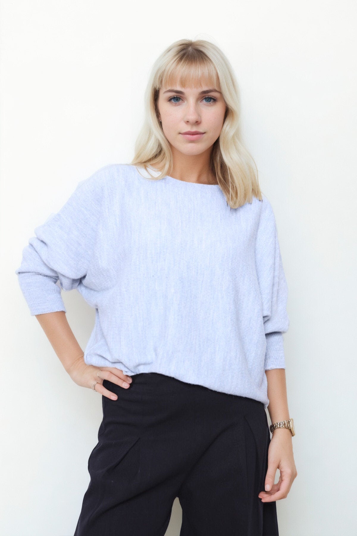 Geniş Yaka Yarasa Kol Oversize Triko Bluz