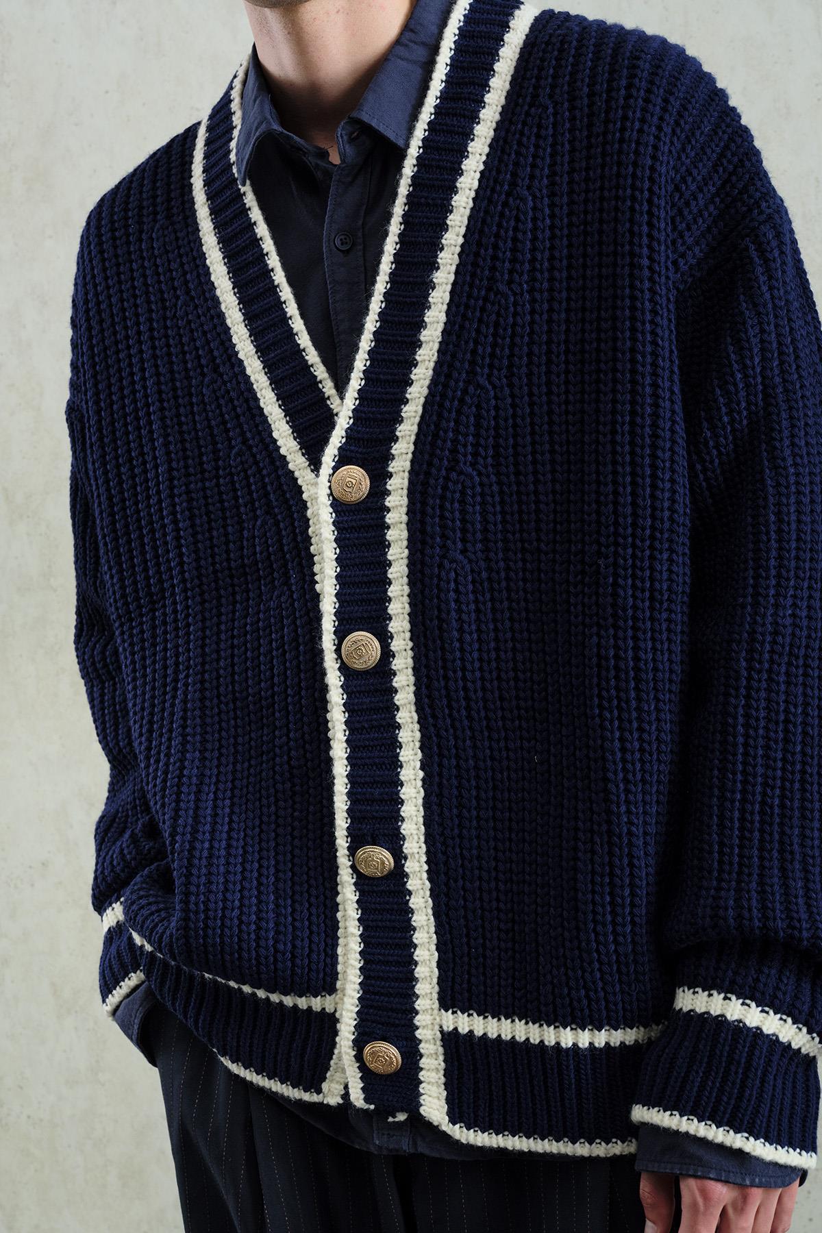 GOLD DÜĞMELİ LACİVERT HIRKA