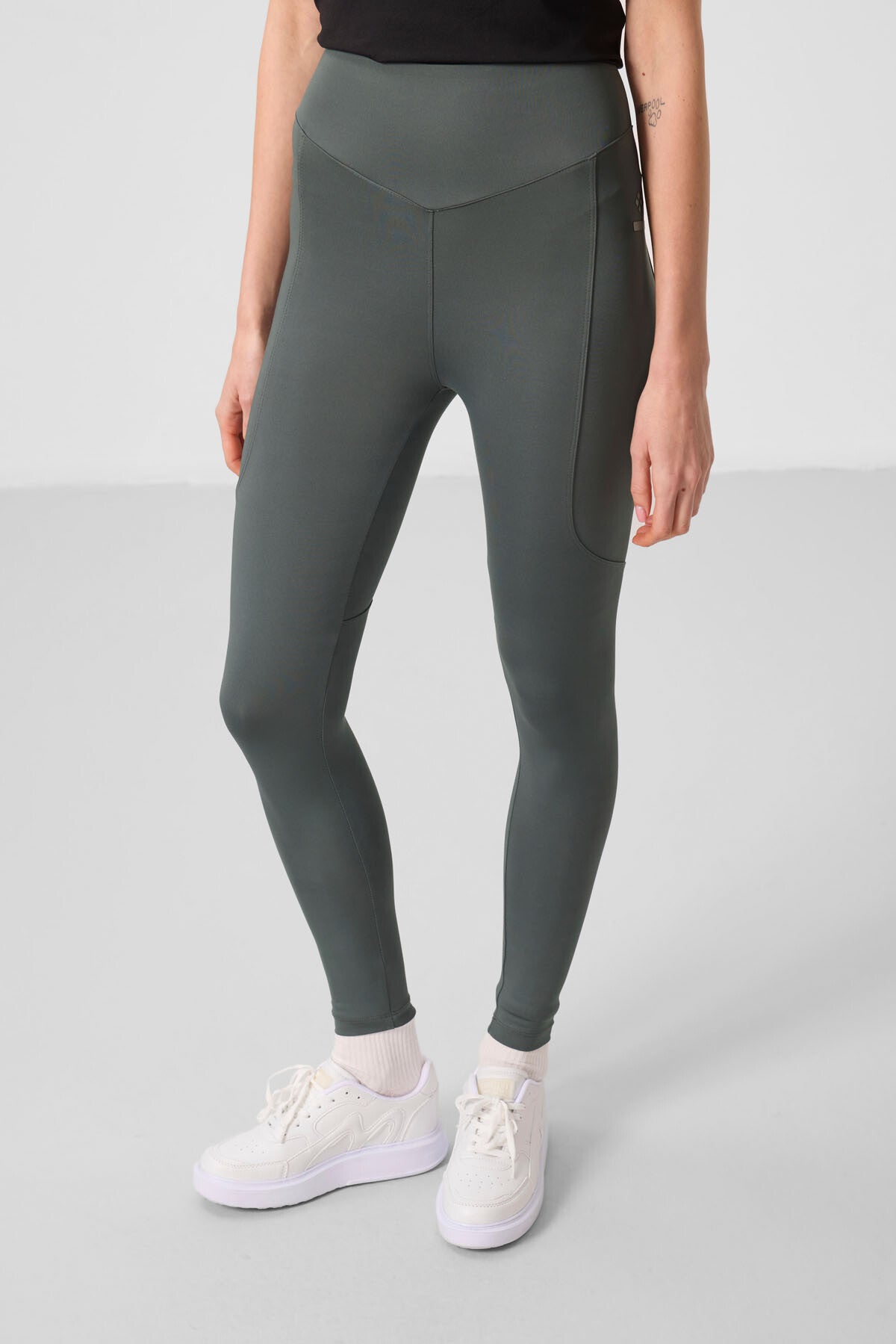 Haki Standart Fit Esnek Performans Kadın Tayt - 94666