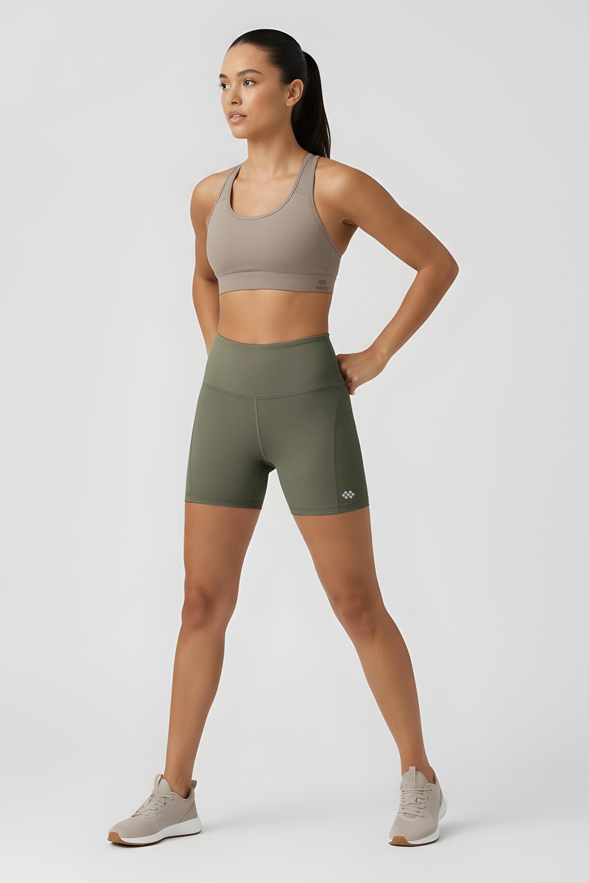 Haki Kemer Detaylı Yüksek Bel Slim Fit Kısa Biker Kadın Tayt - 91017