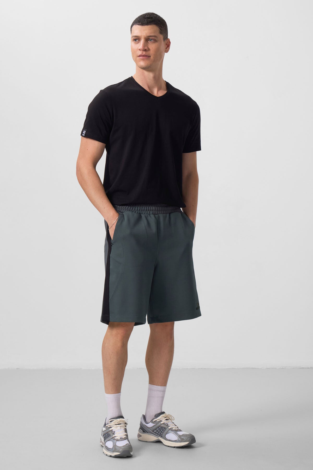 Haki Yüzeyi Dokulu Oversize Erkek Şort - 81288