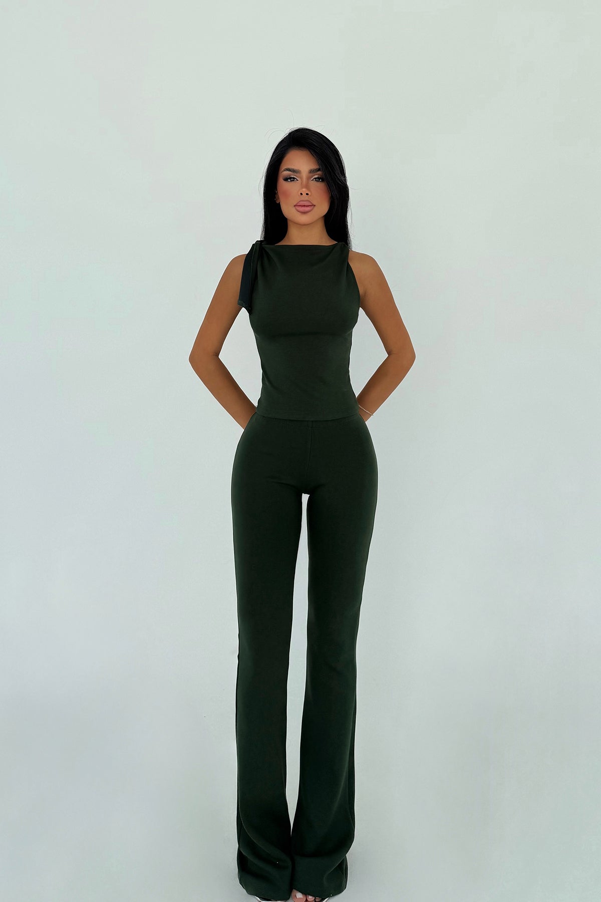 Haki Manola Takım ATE-3173