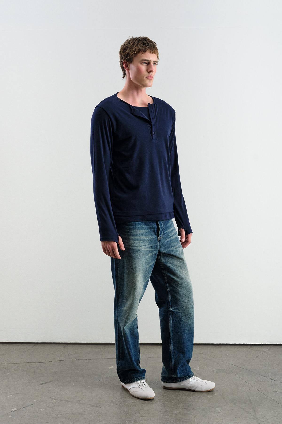 İÇİ ATLETLİ UZUN KOL LACİVERT T-SHIRT