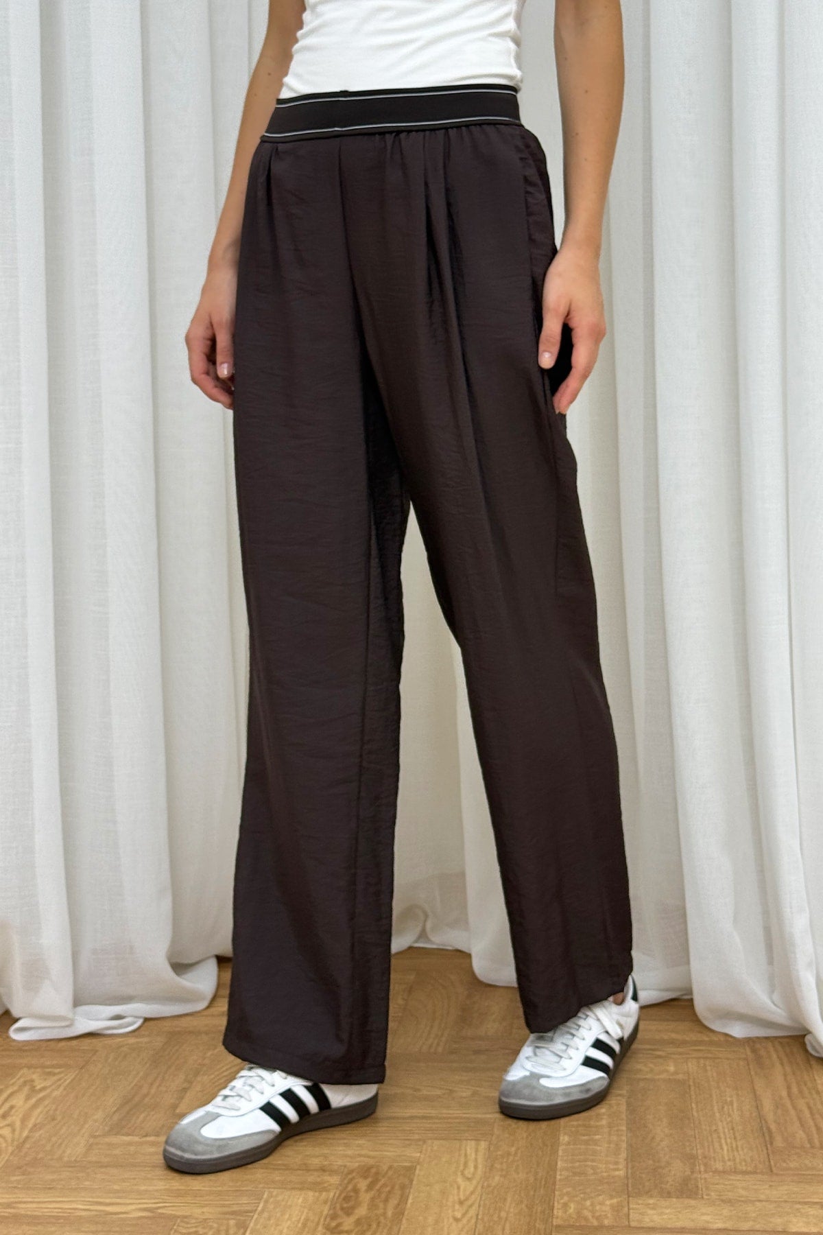 Lastik Detaylı Pantolon 32-2736-1