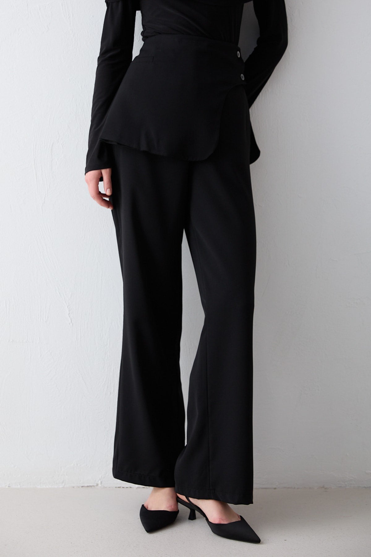 Korsaj Detaylı Pantolon 32-2702