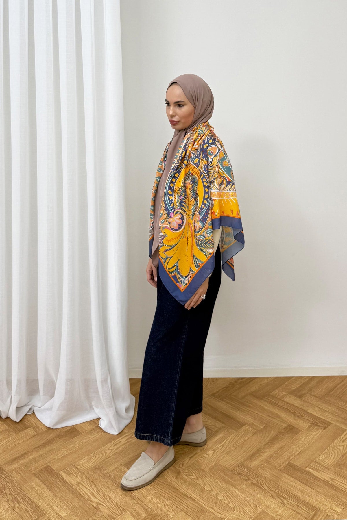Desenli Omuz Şalı 75-0002