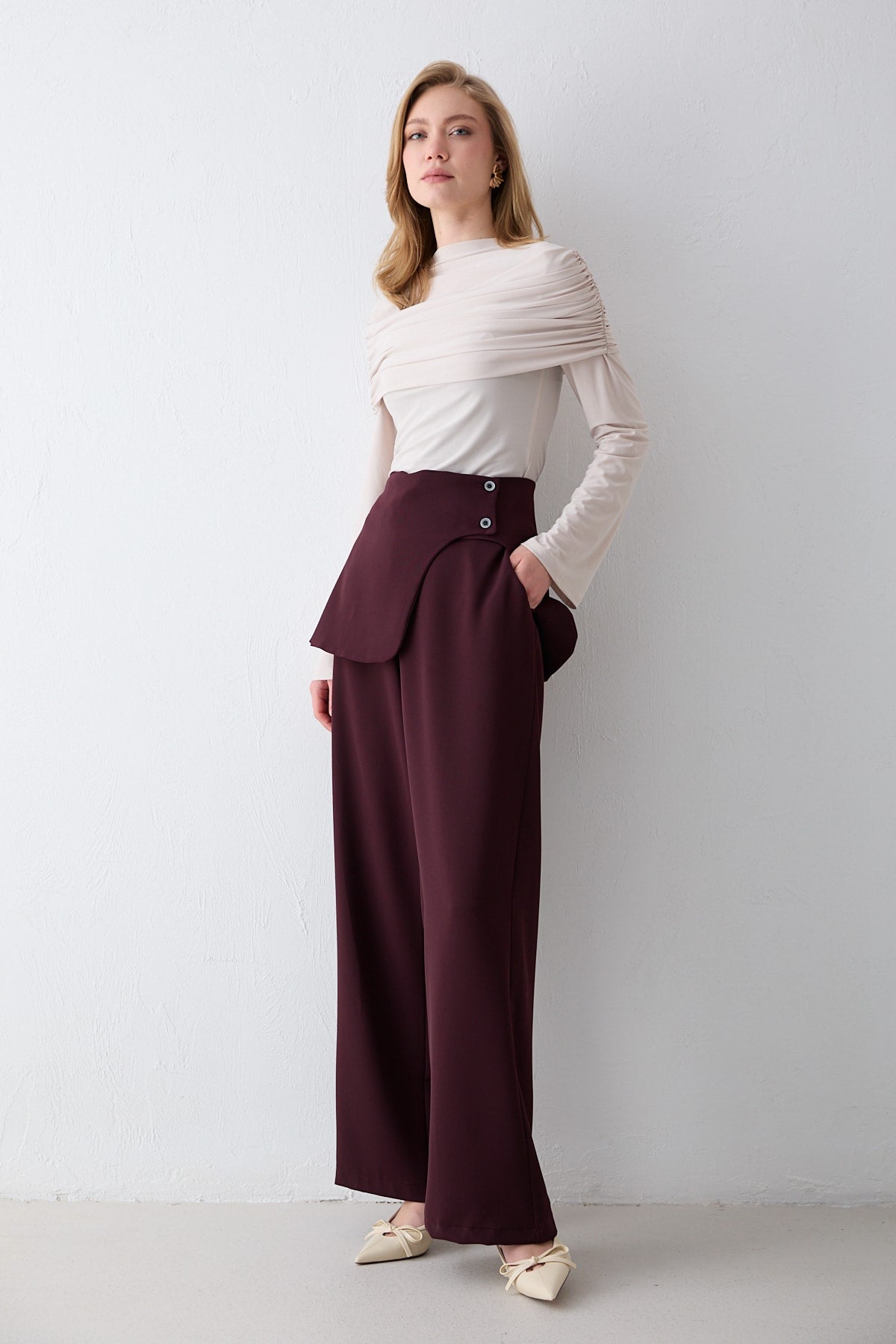 Korsaj Detaylı Pantolon 32-2702