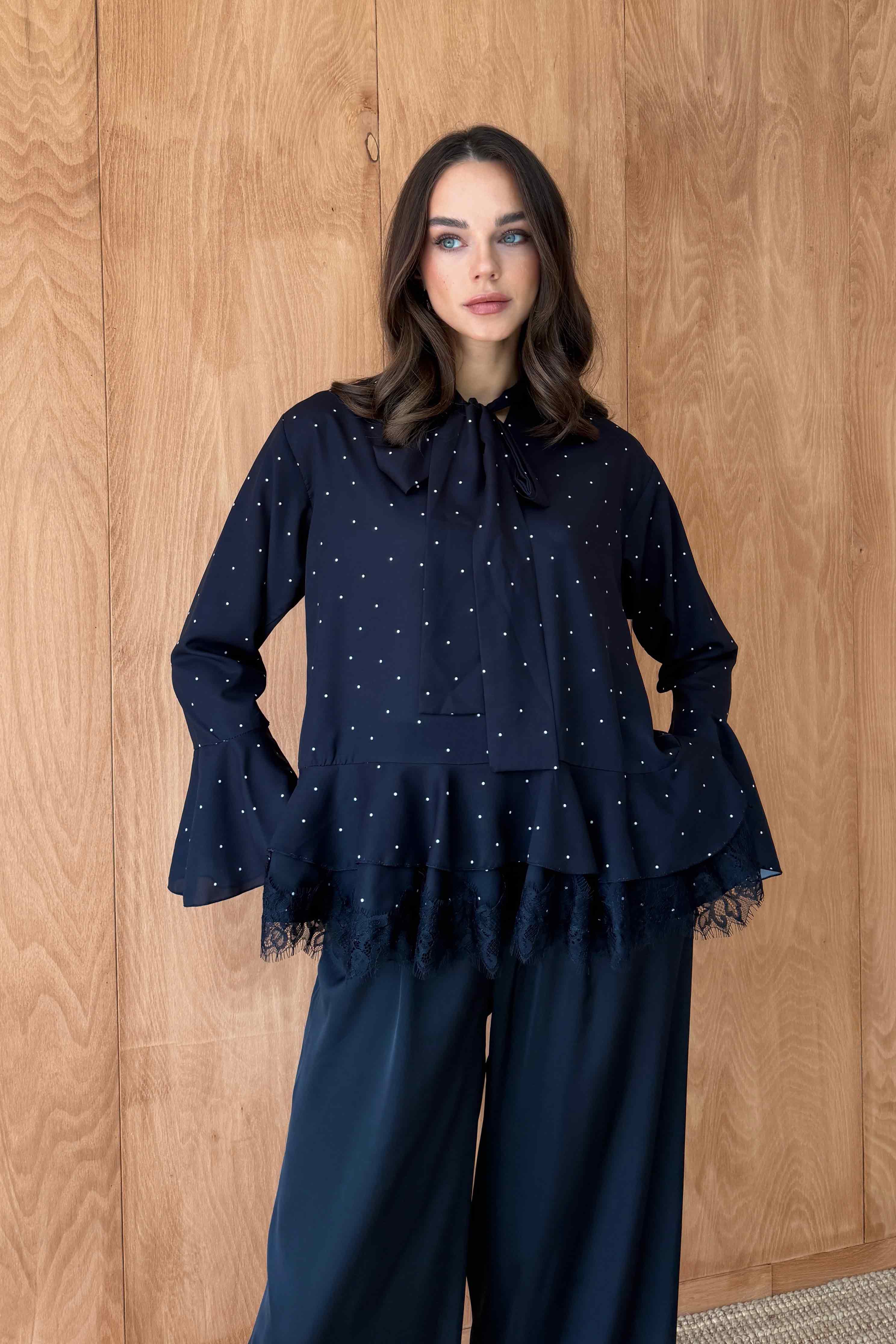 Puantiye Dantelli Bluz 32-2891
