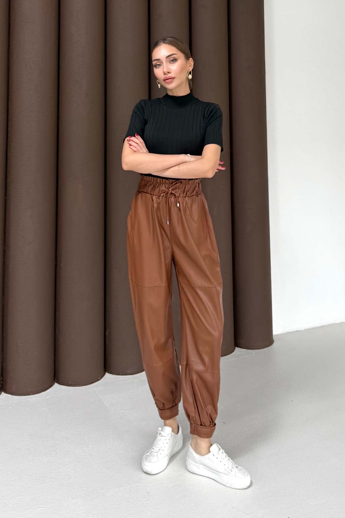 Çıtçıtlı Suni Deri Pantolon 32-9502-1