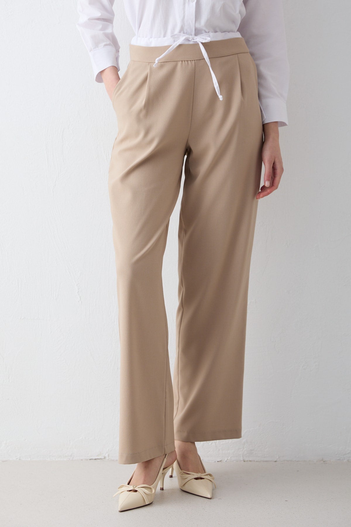 Bel Detaylı Pantolon 32-2699