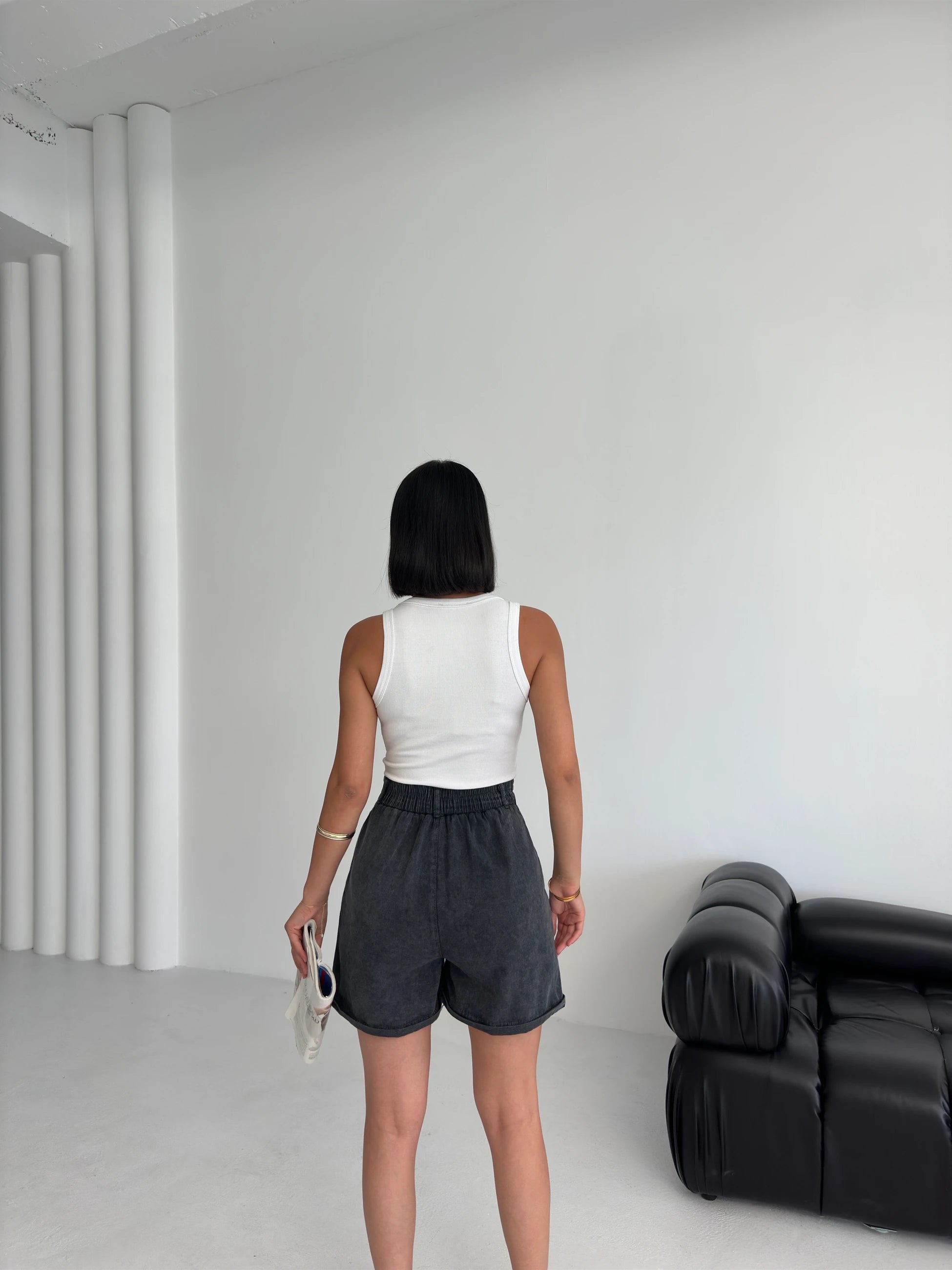 Sade Gabardin Şort