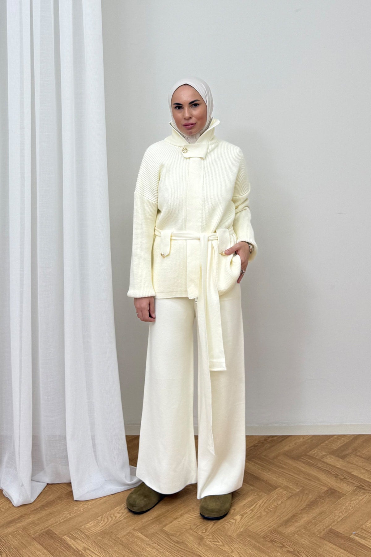 Kuşaklı Triko Takım 87-2680