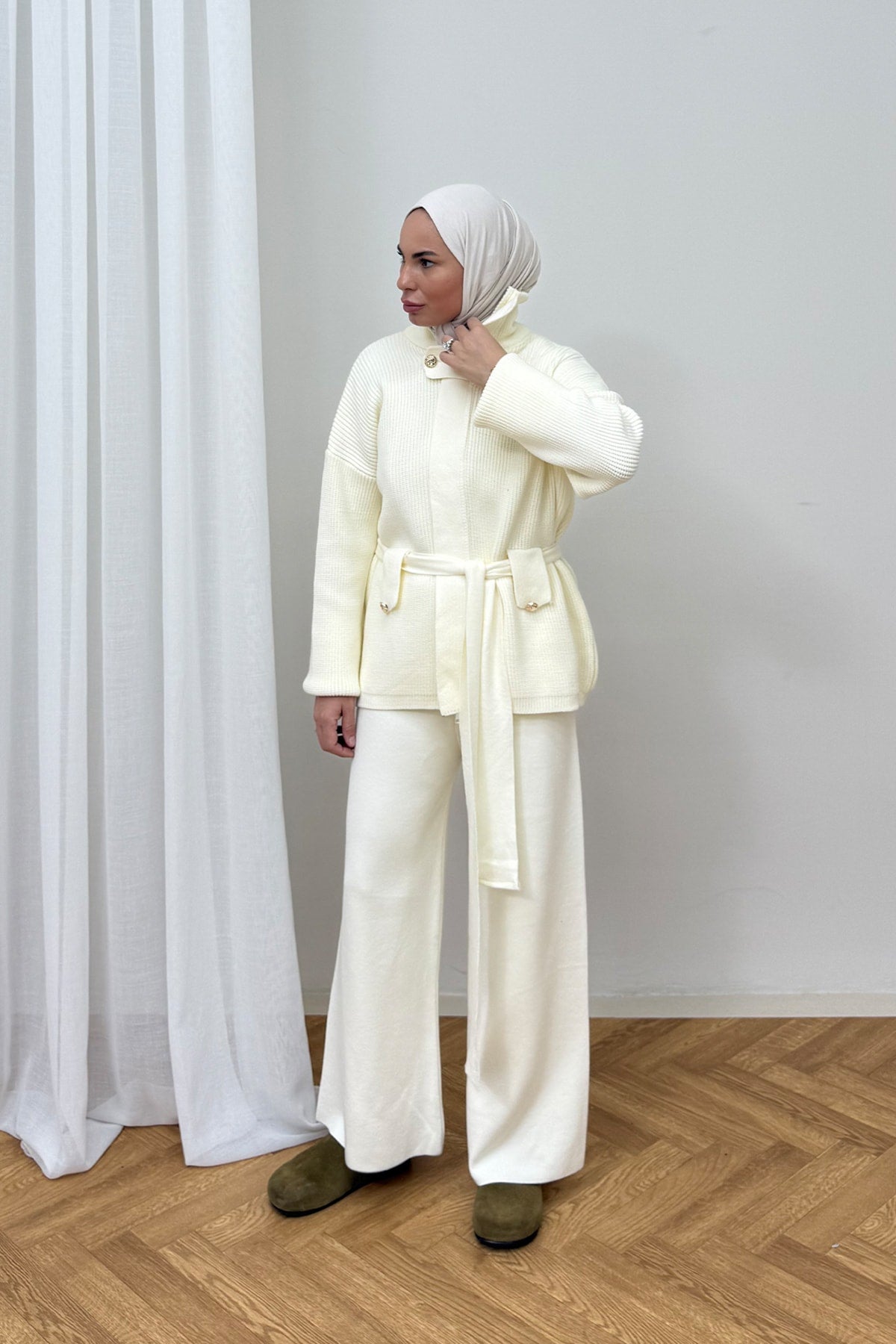 Kuşaklı Triko Takım 87-2680