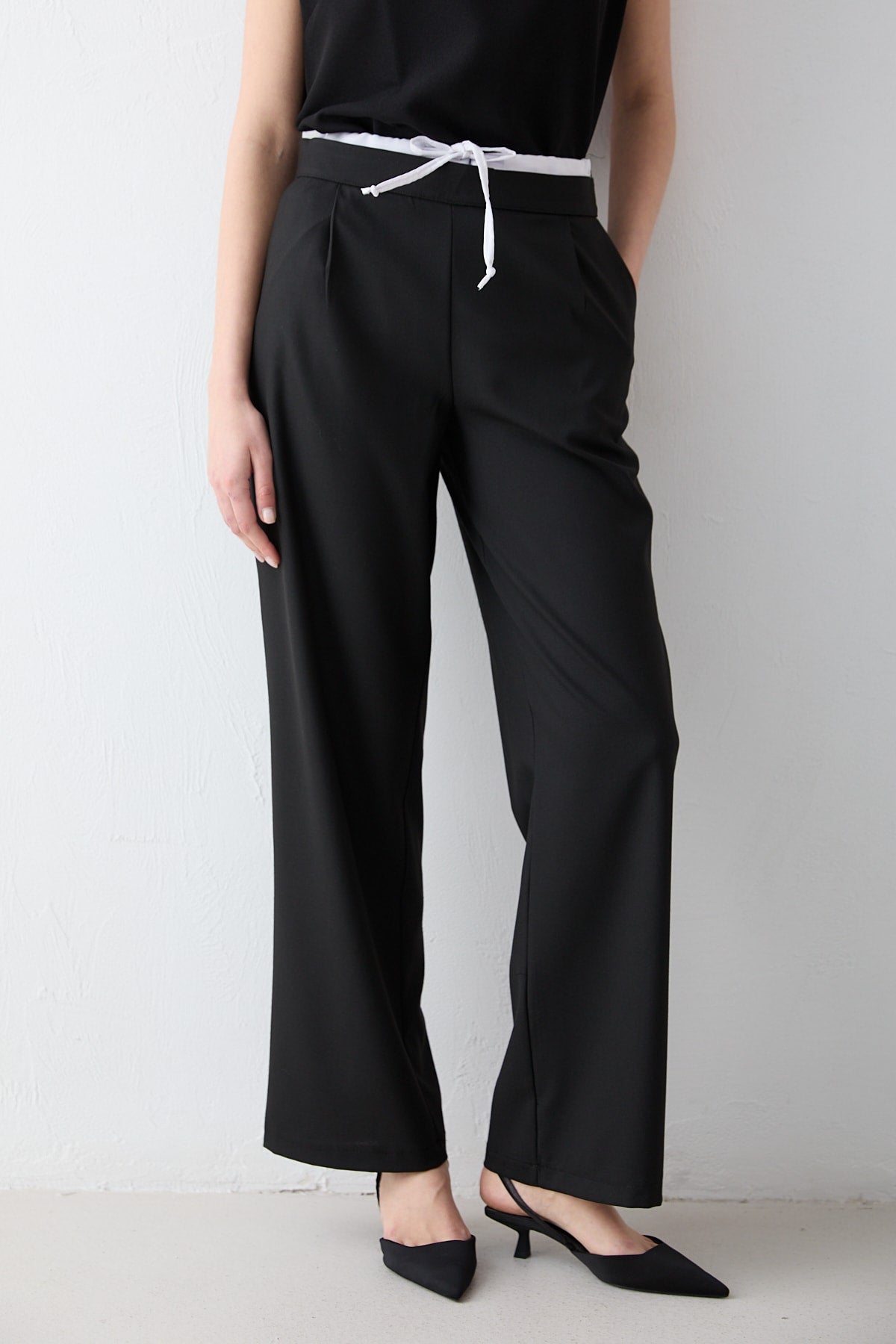 Bel Detaylı Pantolon 32-2699