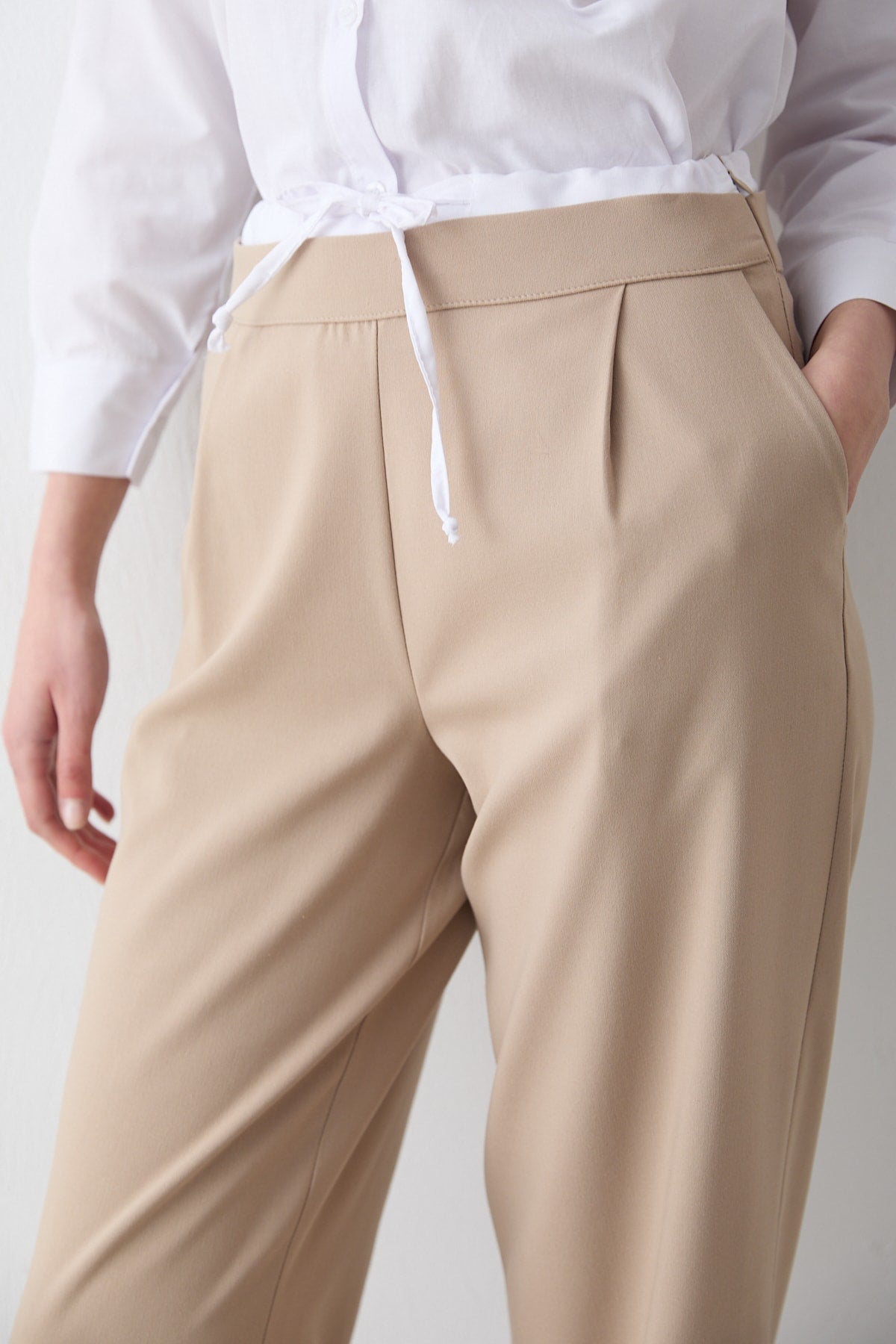 Bel Detaylı Pantolon 32-2699