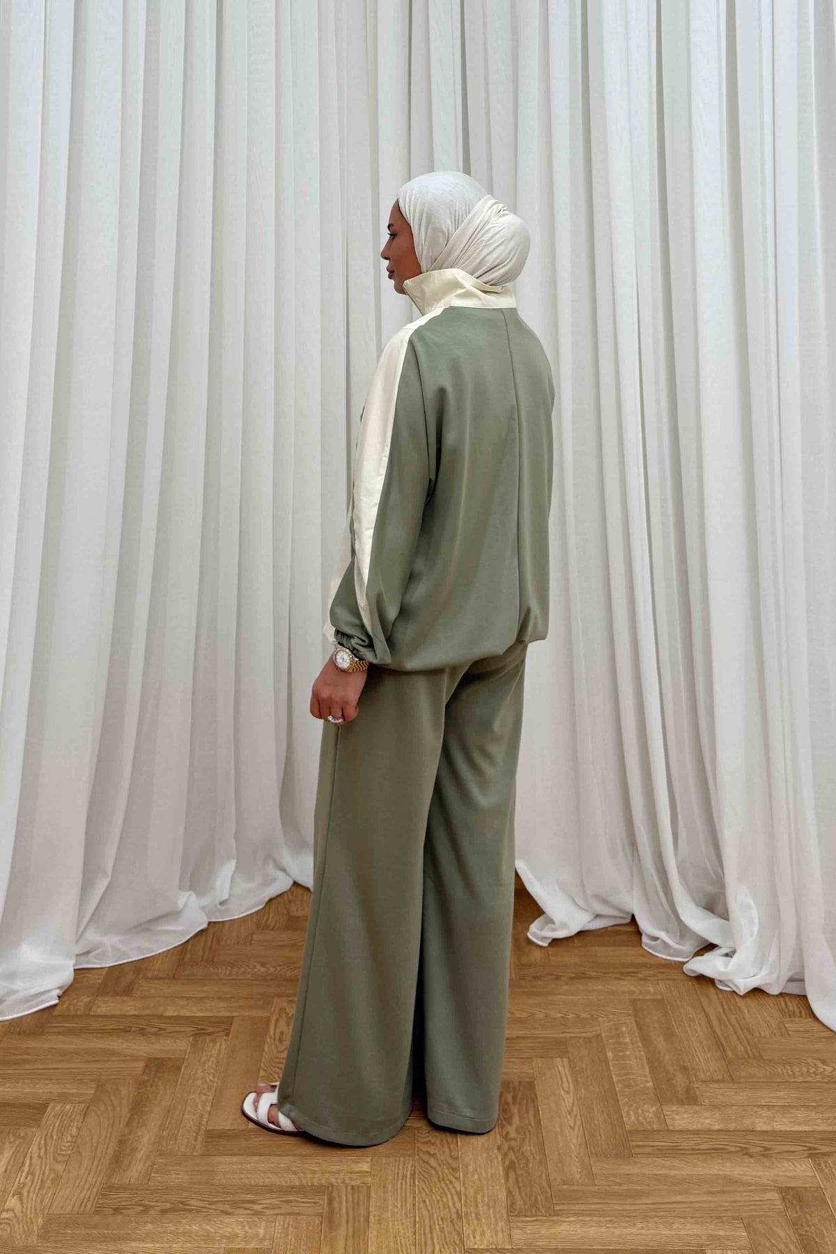 Garnili Takım 67-3209