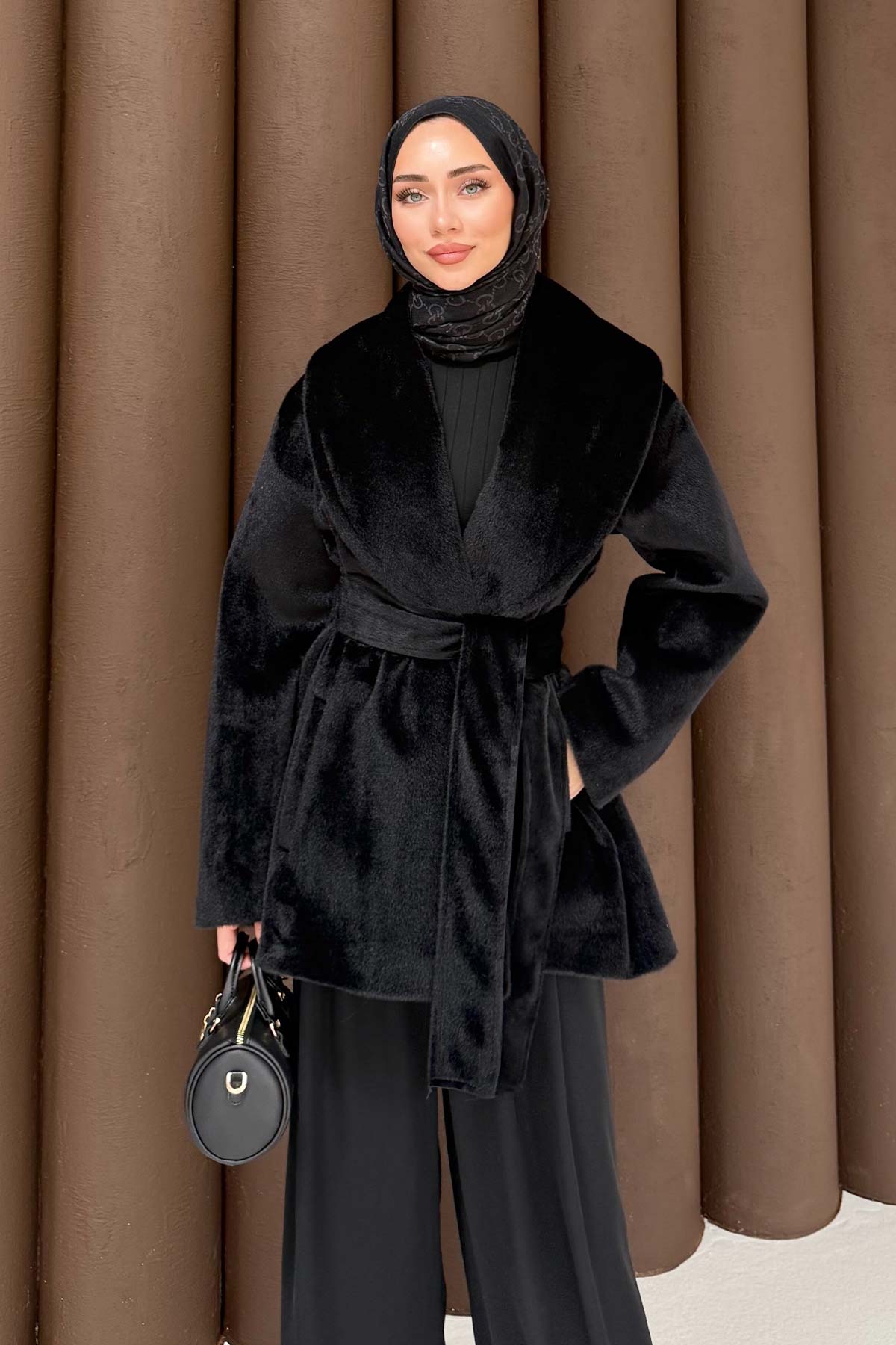 Angora Kuşaklı Kaban 32-2504