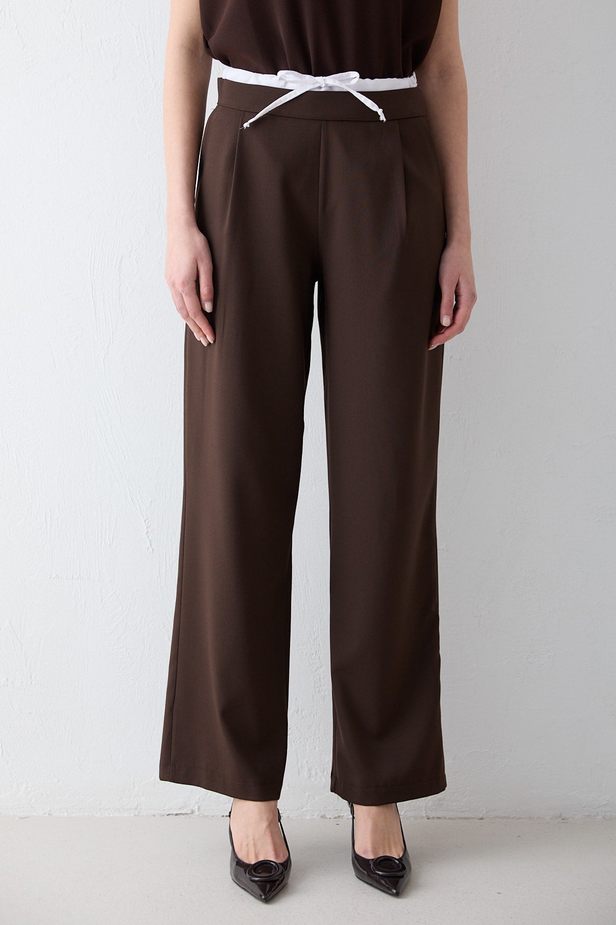 Bel Detaylı Pantolon 32-2699