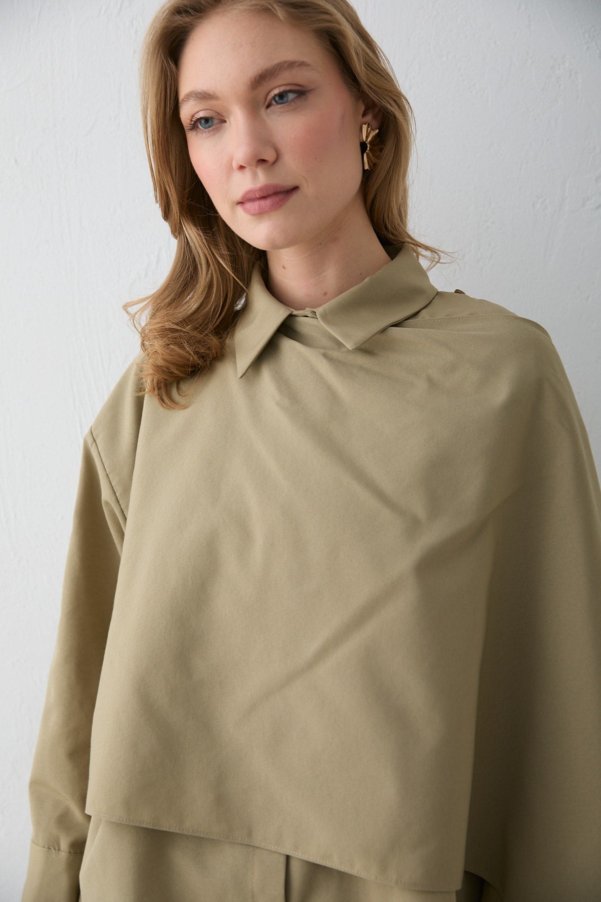 Şal Detaylı Poplin Gömlek 32-2757