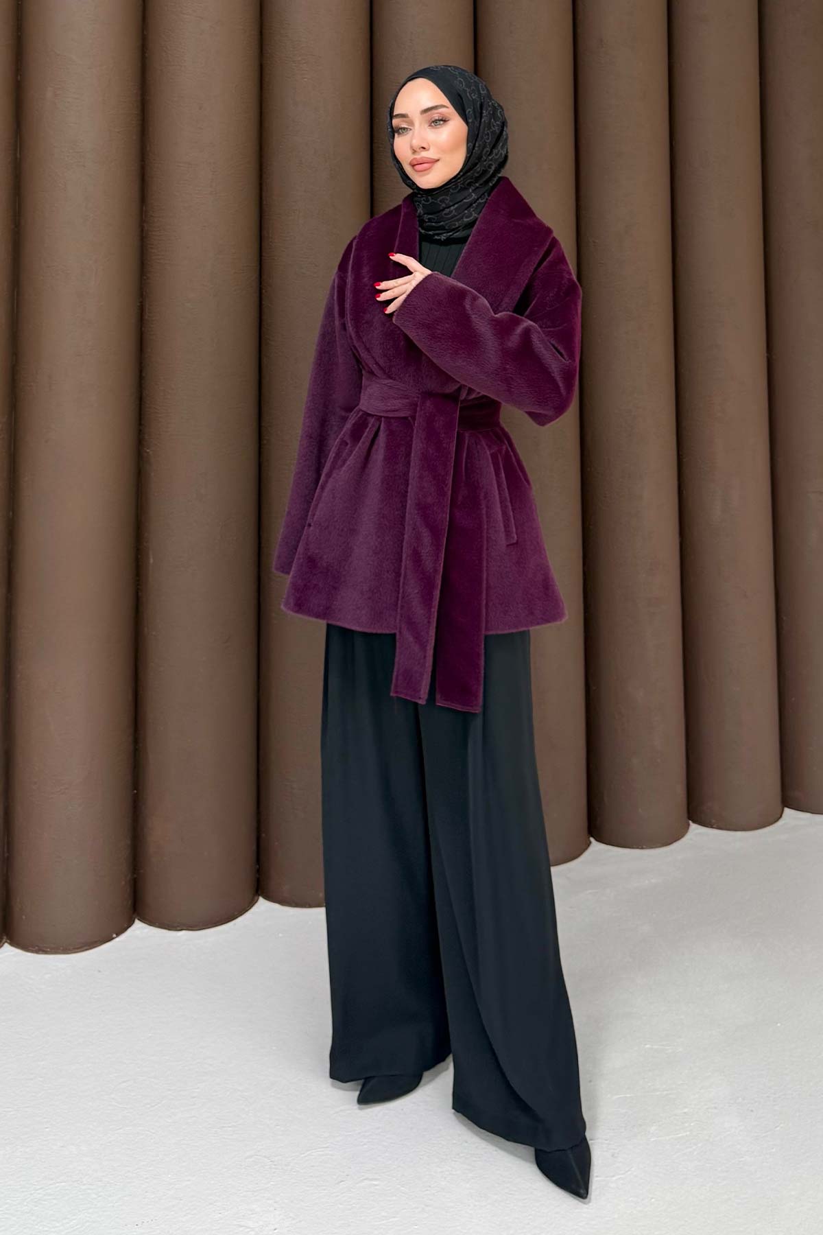 Angora Kuşaklı Kaban 32-2504