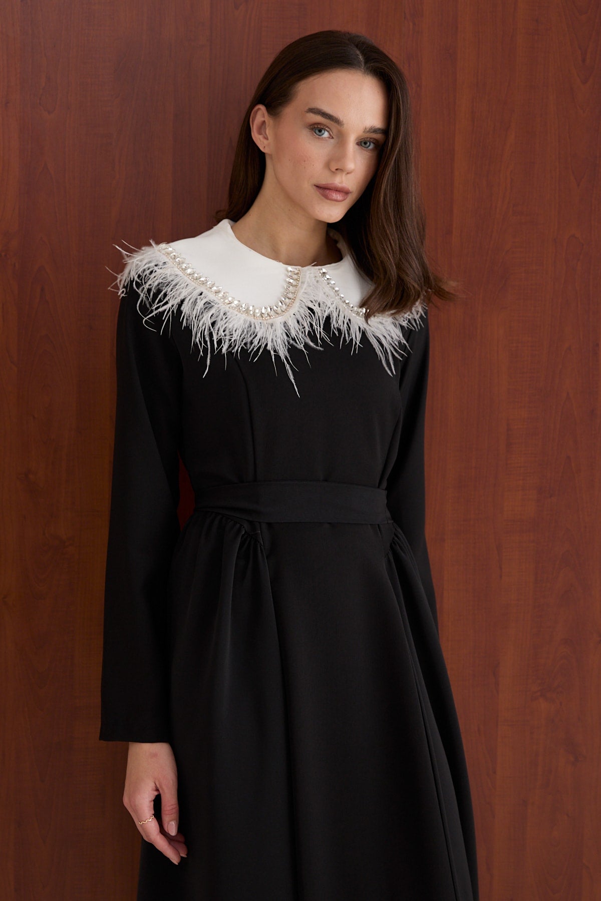 Yaka Detaylı Elbise 32-2769