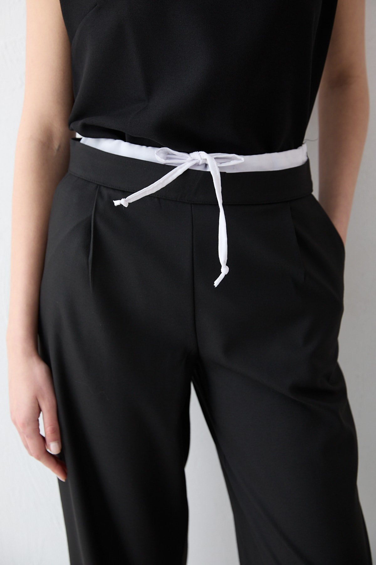 Bel Detaylı Pantolon 32-2699
