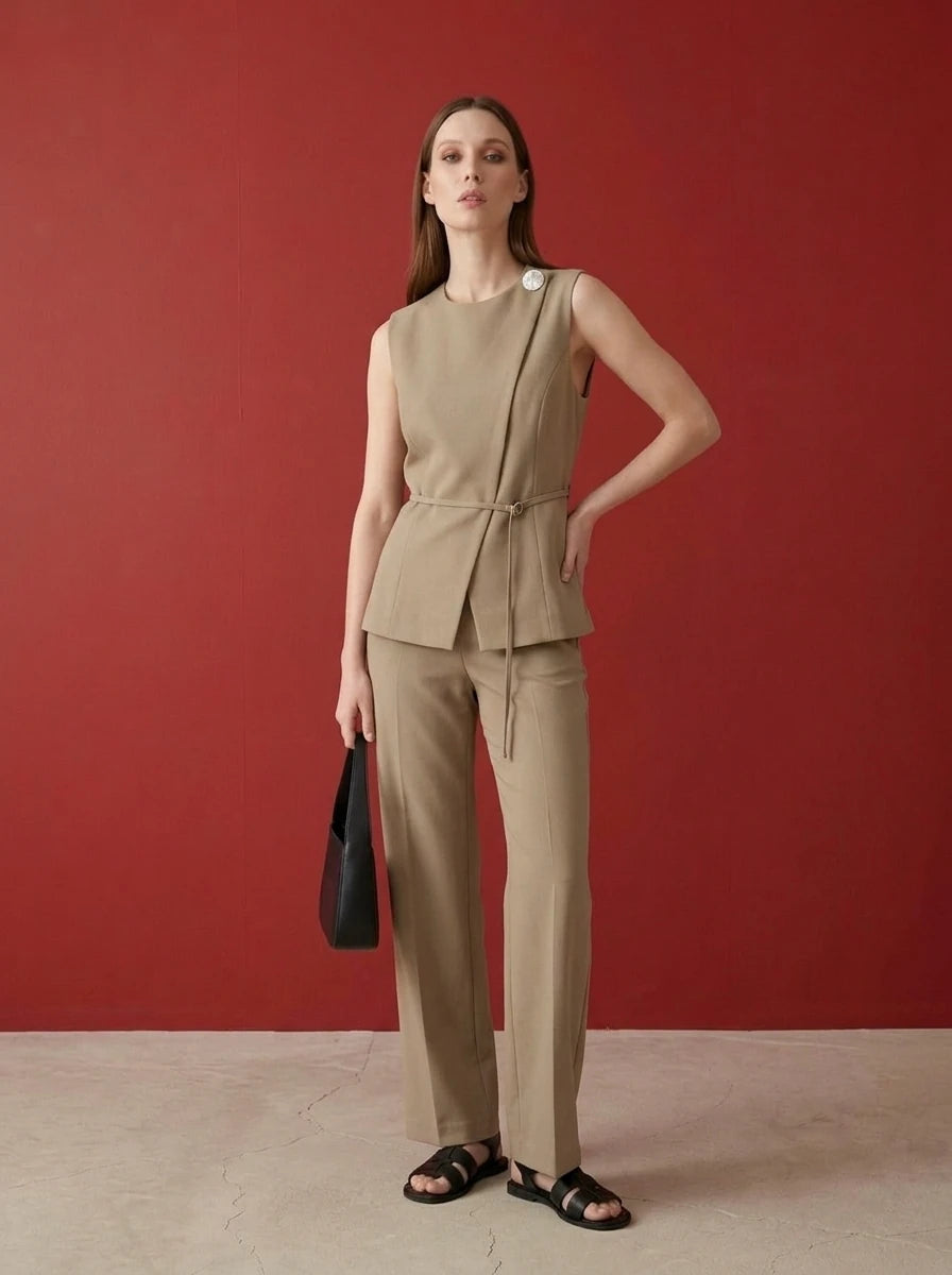 FRAME VEST MODEL