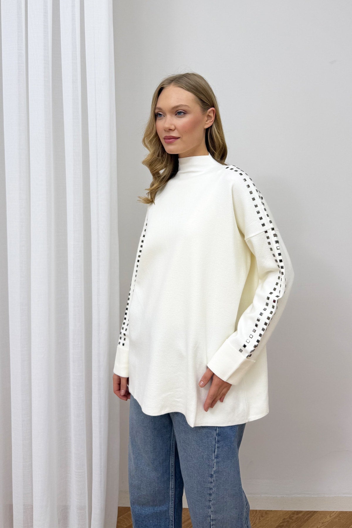 Aksesuarlı Triko Tunik 87-26150