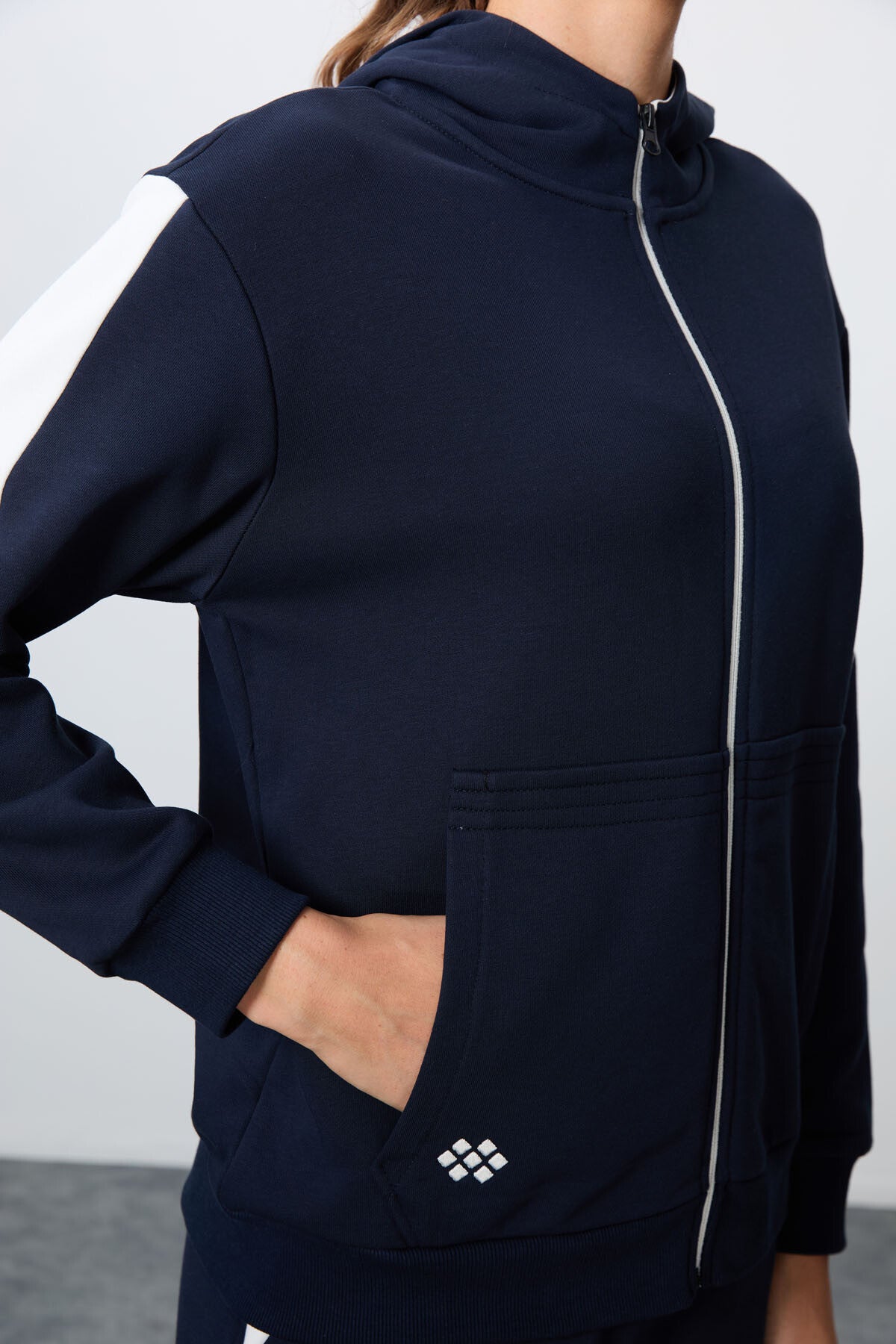 İndigo Kompakt Pamuklu Kalın Pürüzsüz Dokulu Kapüşonlu Oversize Fit Kadın Eşofman Takım - 95343