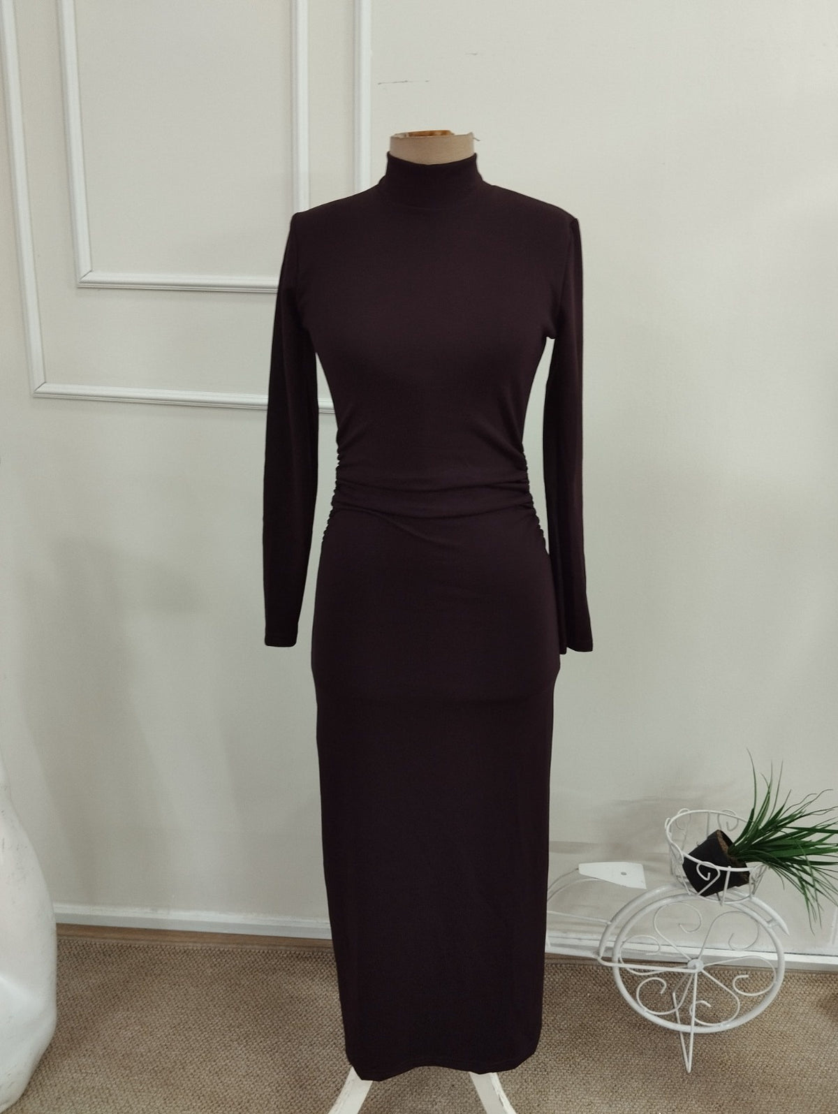Kadın Uzun Kollu Balıkçı Yakalı Beli Büzgülü Uzun Modal Elbise