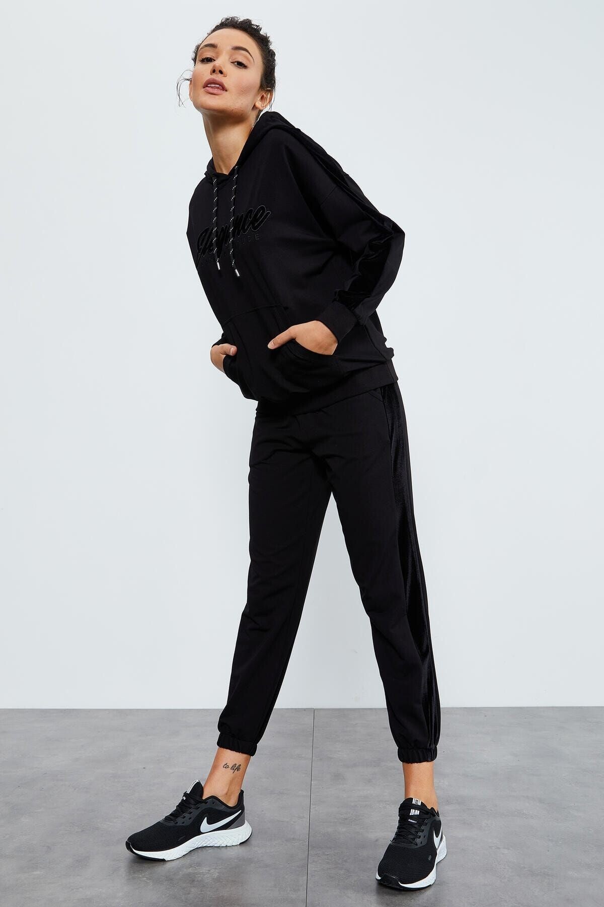 BAYAN EŞOFMAN TAKIM SWEAT/JOGGER SİYAH-SİYAH