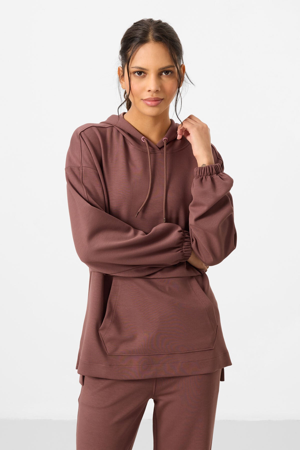 Kahverengi Yumuşak Dokulu Kapüşonlu Oversize Kadın Eşofman Tunik Takım - 95348