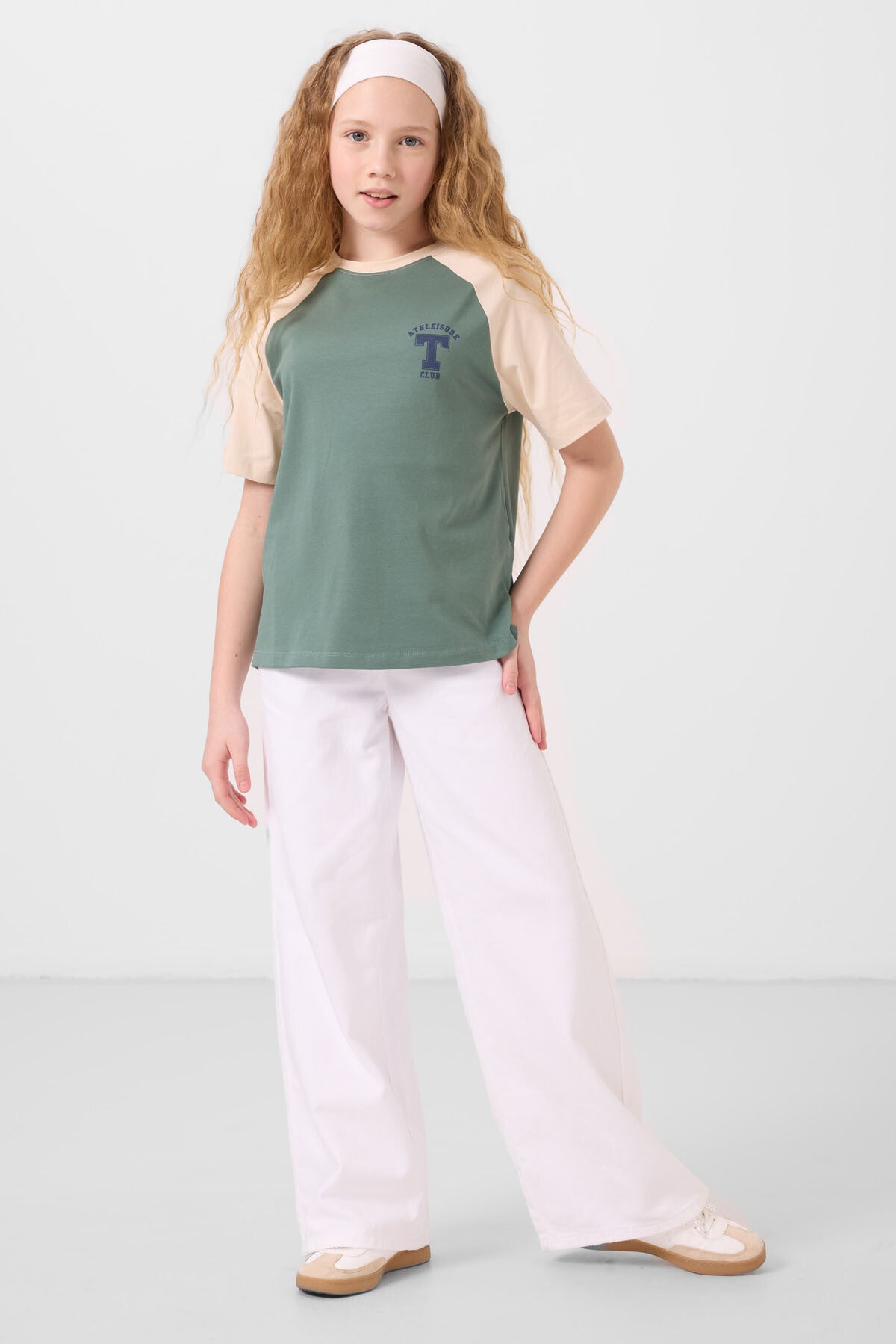 Açık Yeşil O Yaka  Pamuklu Baskılı Oversize Fit Kız Çocuk T-Shirt - 75179