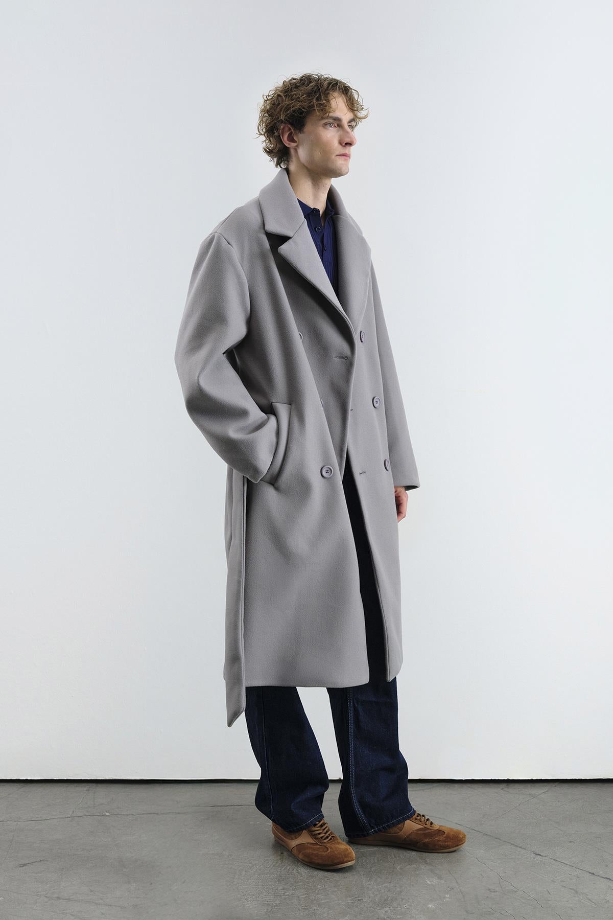 KEMERLİ KAŞE GRİ KABAN