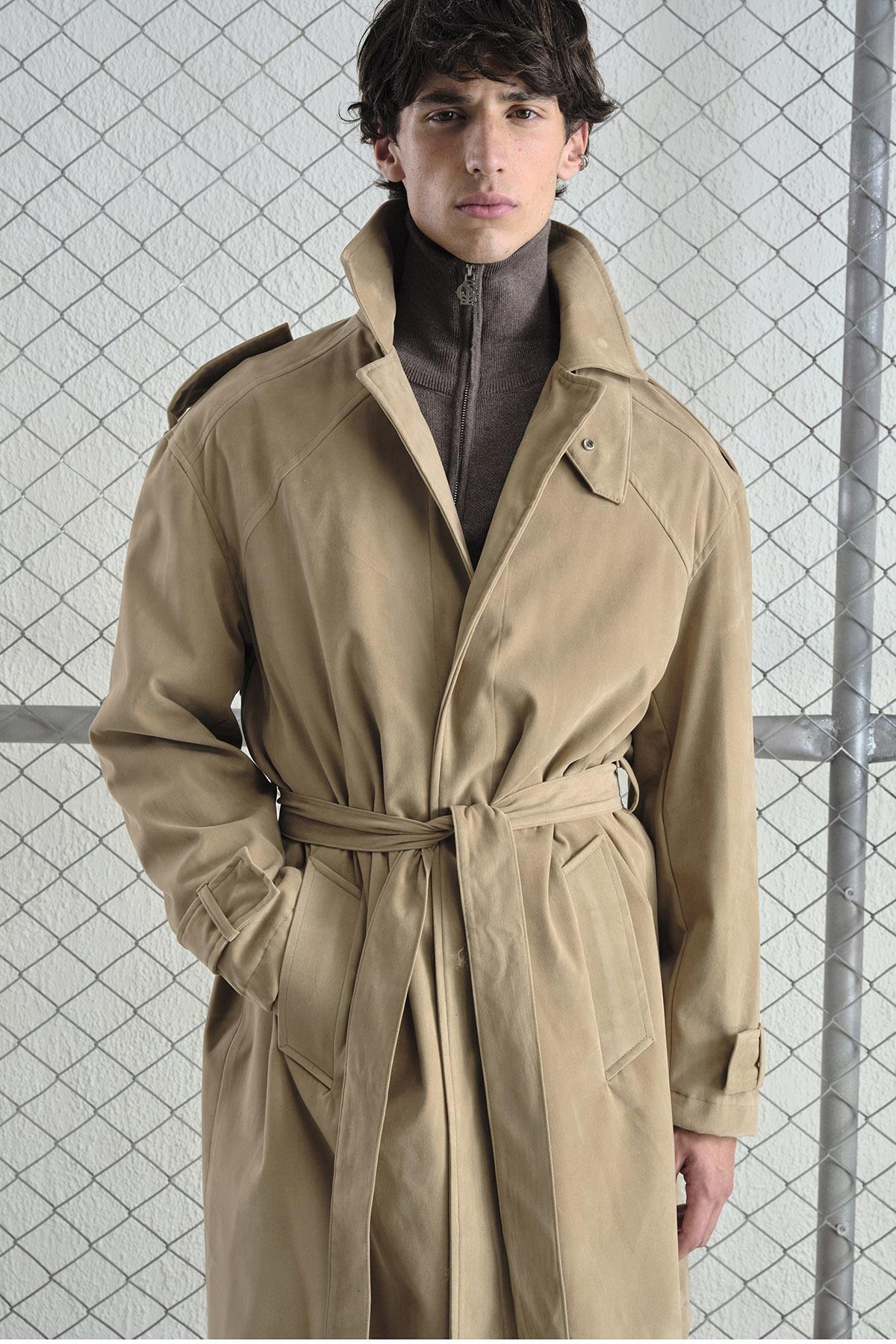 KEMERLİ REGULAR FIT SÜET BEJ TRENÇKOT