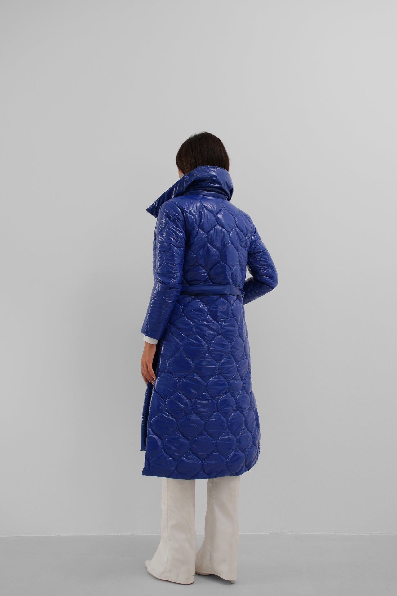 Kemerli Rugan Şişme Saks Maxi Mont