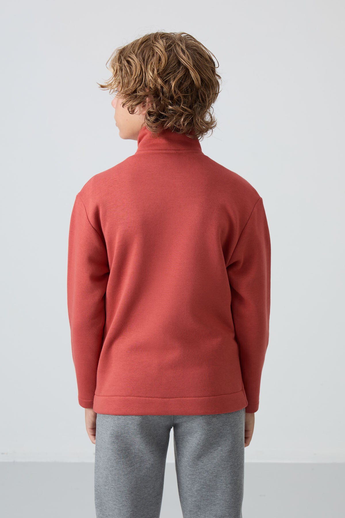 Kiremit Pamuklu Kalın İçi Tüylü Yumuşak Dokulu Standart Fit Nakışlı Erkek Çocuk Sweatshirt - 11245