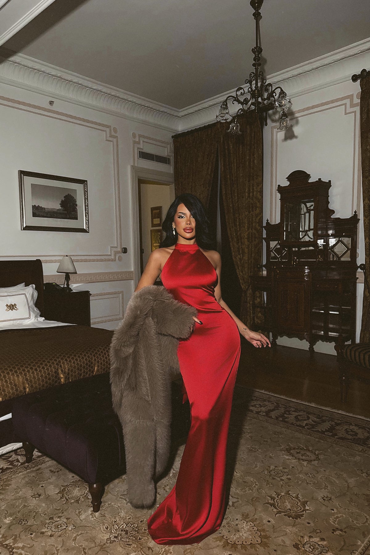 Kırmızı Aldonsa Sırt Dekolteli Elbise ATE-1318