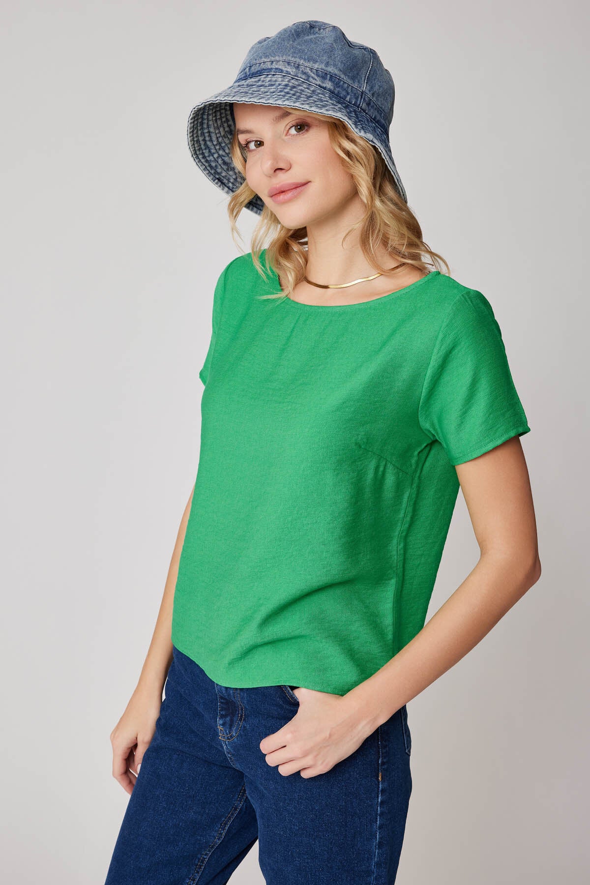 Kısa Kollu Crop Bluz