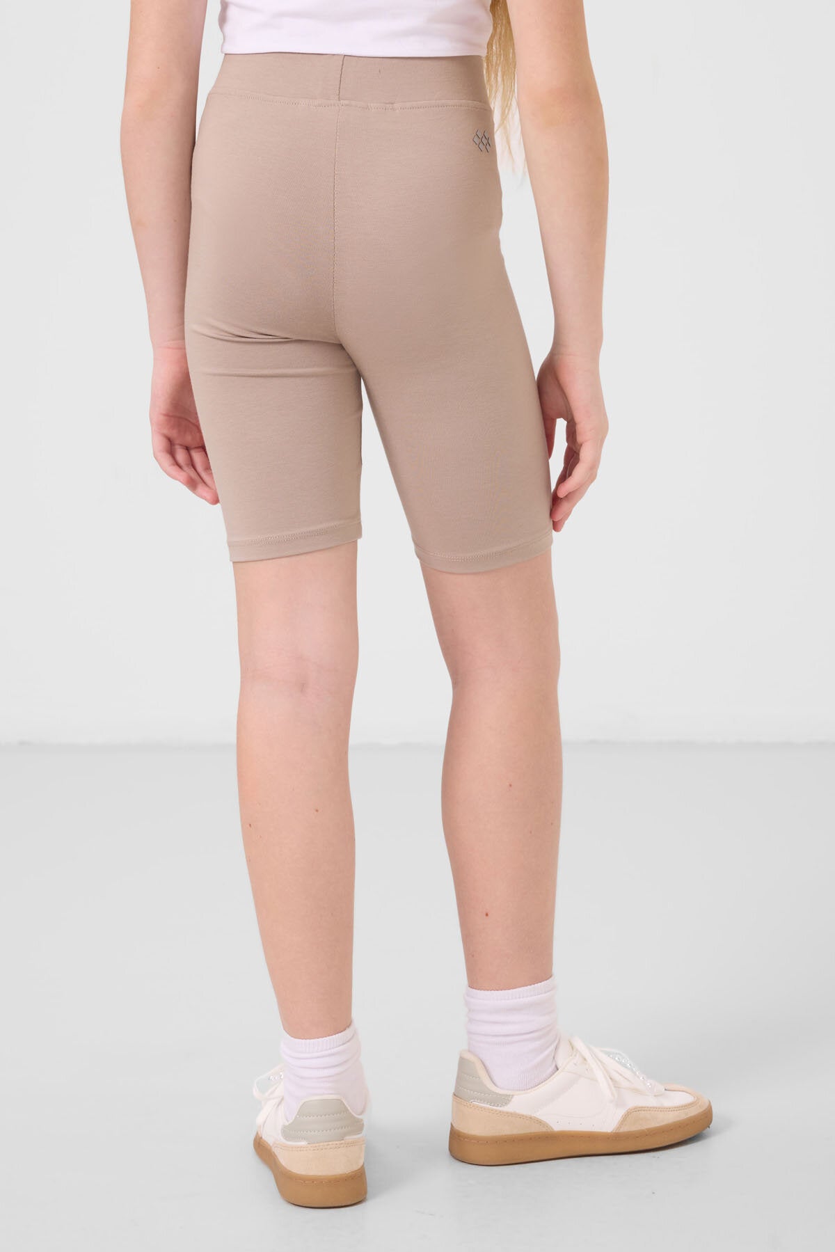 Koyu Bej Pamuklu Kısa Paça Standart Fit Basic Kız Çocuk Tayt - 75188