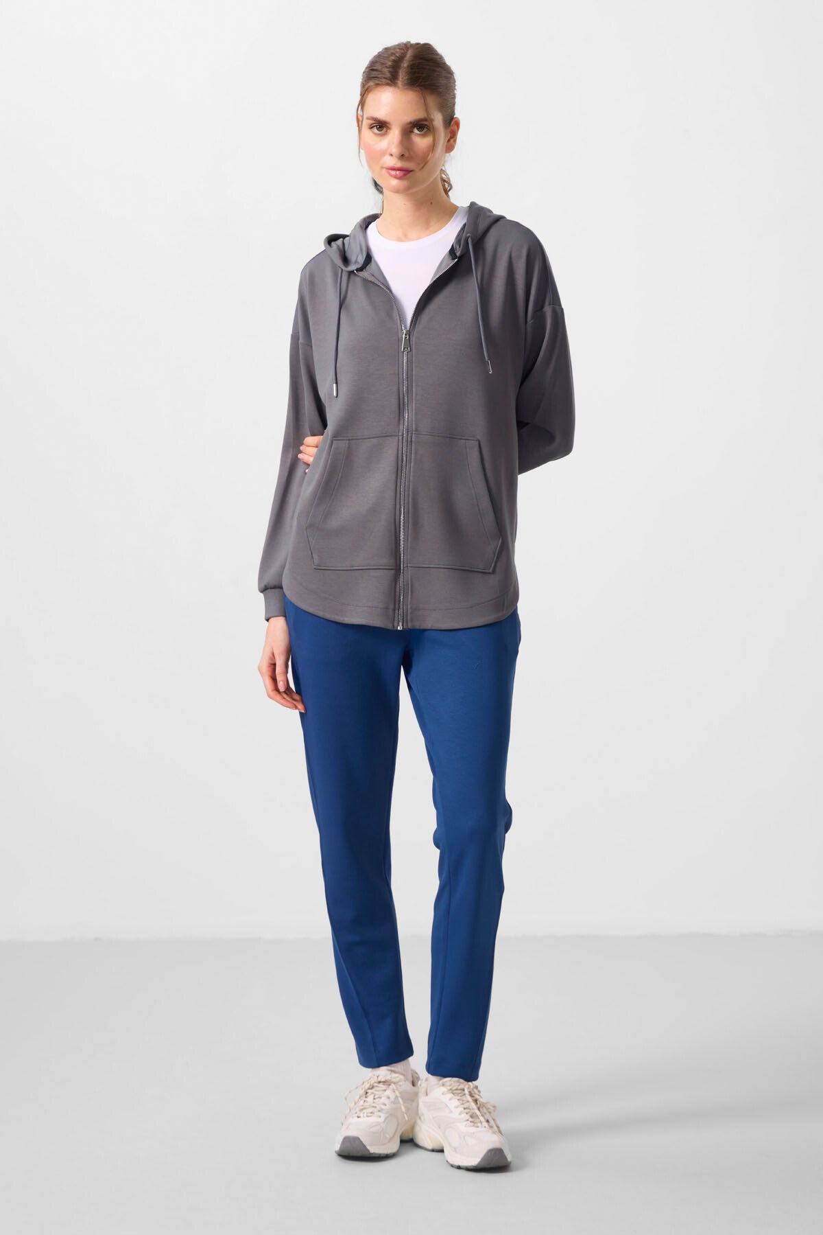 Koyu Gri Yumuşak Dokulu Kapüşonlu Oversize Kadın Tunik Sweatshirt - 97302