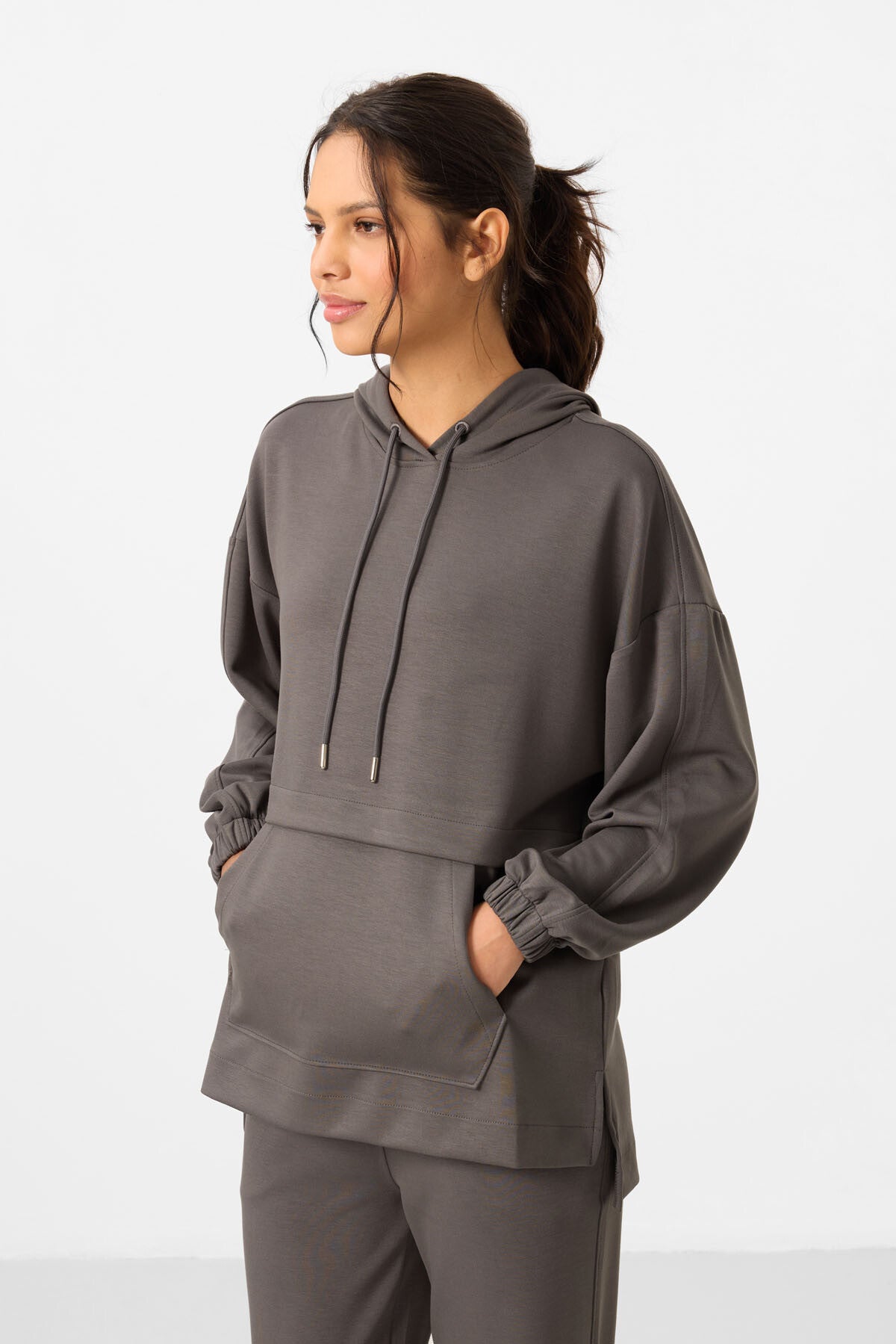 Koyu Gri Yumuşak Dokulu Kapüşonlu Oversize Kadın Eşofman Tunik Takım - 95348