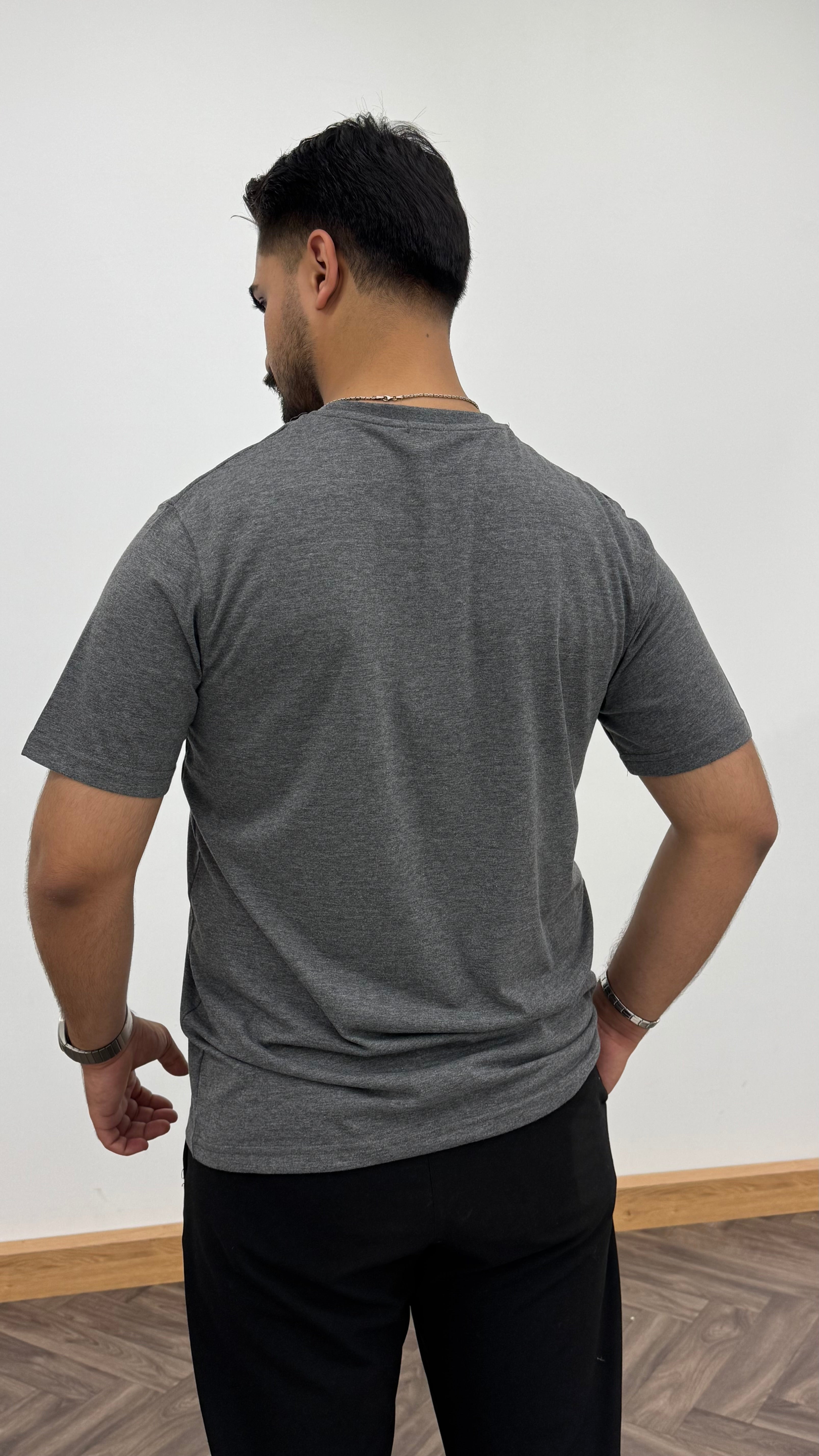 BİSİKLET YAKA NAKIŞ BASKILI TSHİRT