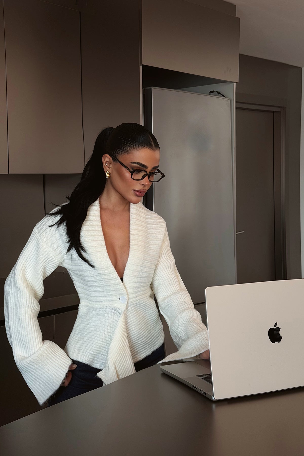 Krem Düğme Detay Hırka ATE-4616