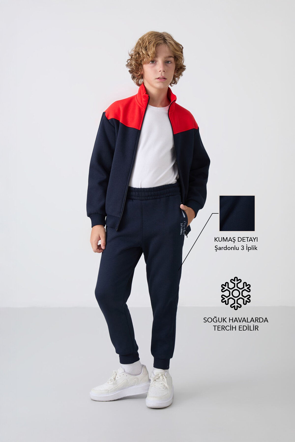 Lacivert Pamuklu Kalın İçi Tüylü Standart Fit Nakışlı Erkek Çocuk Eşofman Takım - 11240