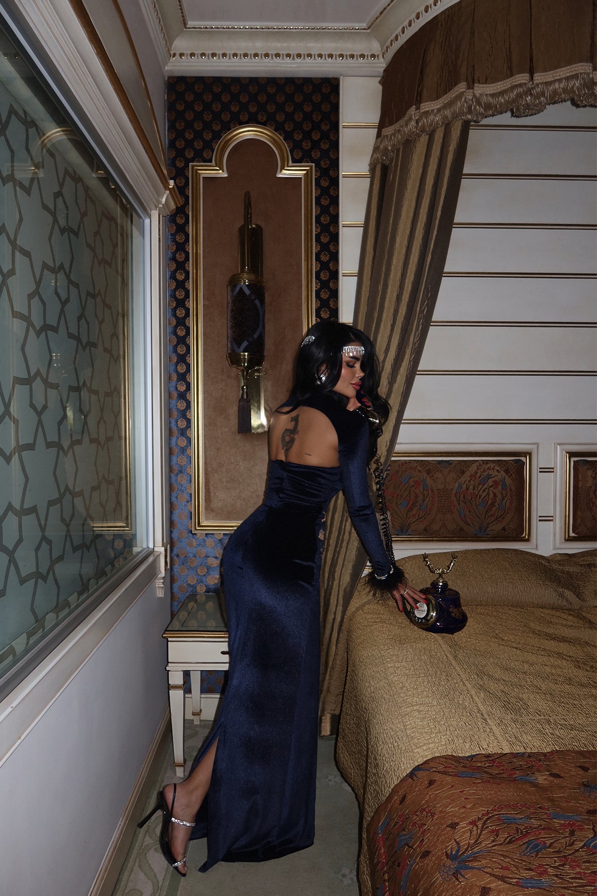 Lacivert Patrizio Otriş Detay Kadife Elbise ATE-2291